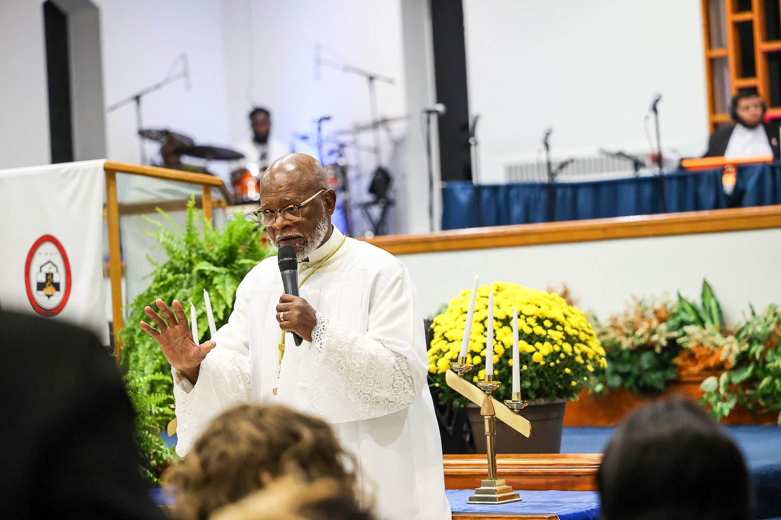 Beth-El evening worship service